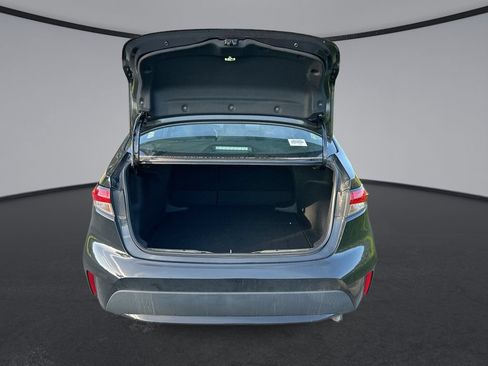Used 2022 Toyota Corolla LE FWD image 28