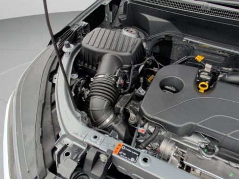 Used 2024 Chevrolet Equinox LS image 20