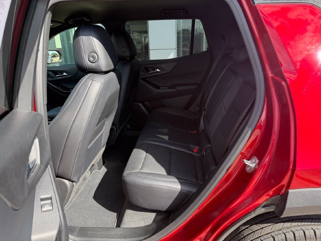 Used 2026 Chevrolet Equinox LT w/ Convenience Package II AWD/4WD image 12