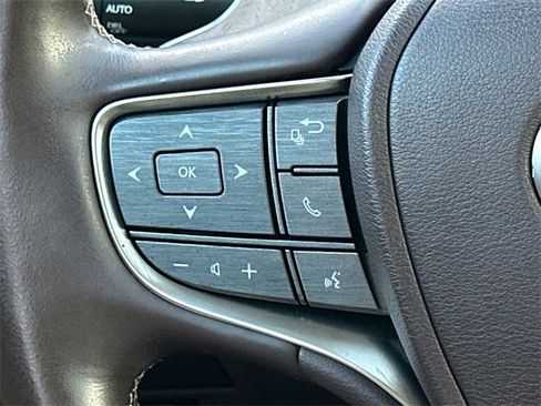 Used 2019 Lexus LS 500 500 Base image 25