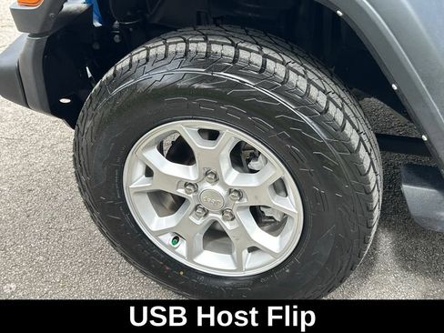 Certified 2021 Jeep Wrangler Sport AWD/4WD image 31