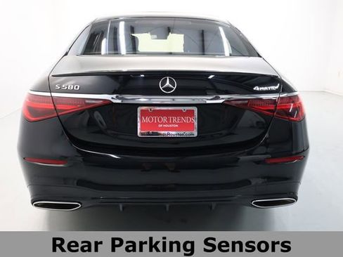 Used 2022 Mercedes-Benz S 580 4MATIC Sedan w/ AMG Line Package image 36