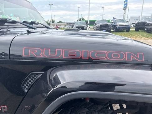Used 2020 Jeep Gladiator Rubicon AWD/4WD image 3