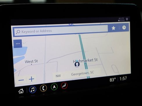 Used 2021 GMC Yukon SLT w/ SLT Premium Package image 49