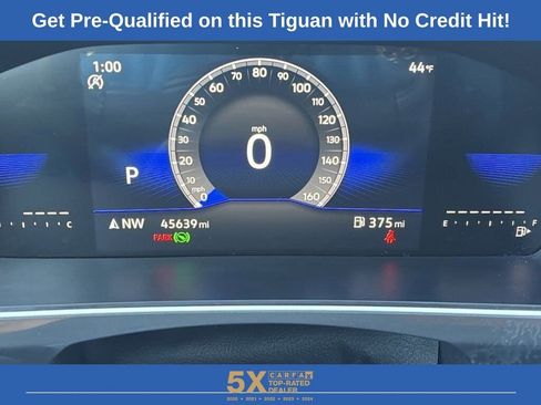 Used 2024 Volkswagen Tiguan SE image 20