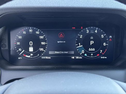 New 2026 Land Rover Discovery Sport Landmark image 31