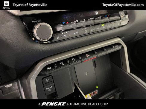 New 2026 Toyota Tundra Limited AWD/4WD image 32