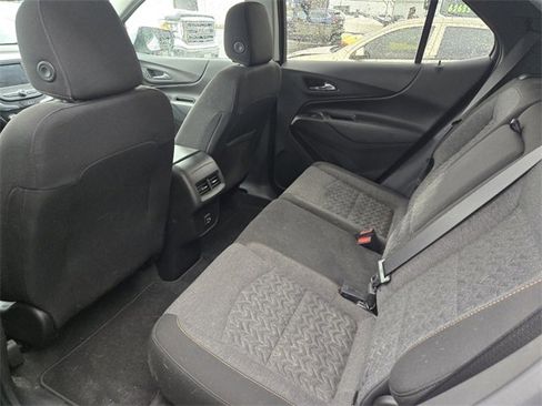 Used 2022 Chevrolet Equinox LT image 9