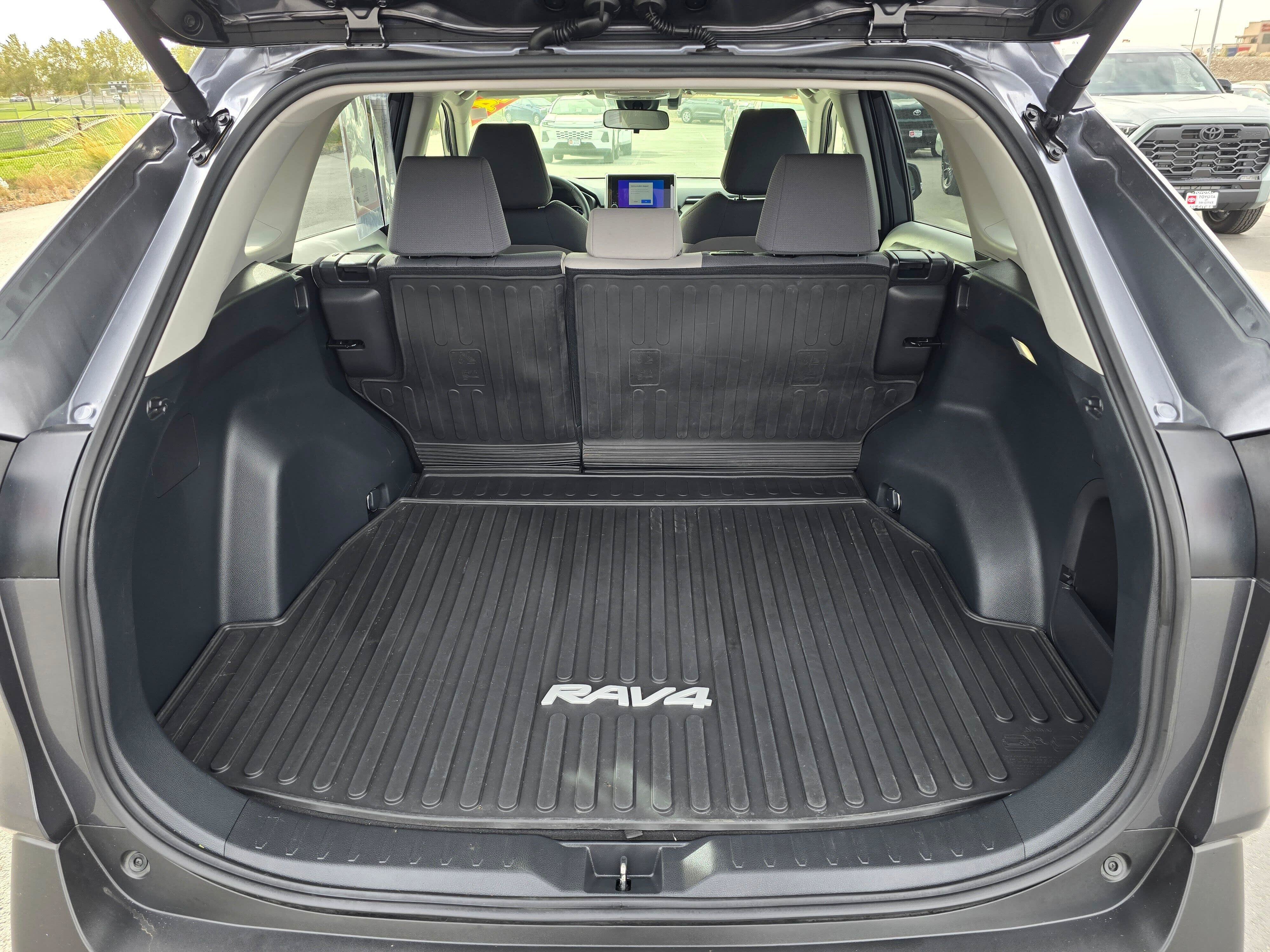 Certified 2024 Toyota RAV4 XLE w/ Convenience Package AWD/4WD image 14