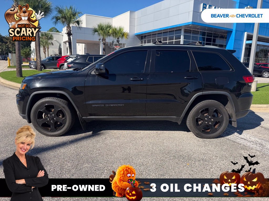 Used 2018 Jeep Grand Cherokee Laredo AWD/4WD image 7