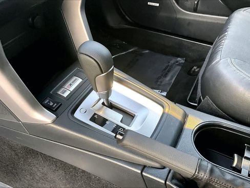 Used 2015 Subaru Forester 2.5i Limited image 16