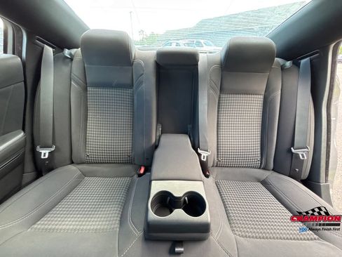 Used 2019 Dodge Charger SXT w/ Driver Confidence Group AWD/4WD image 22
