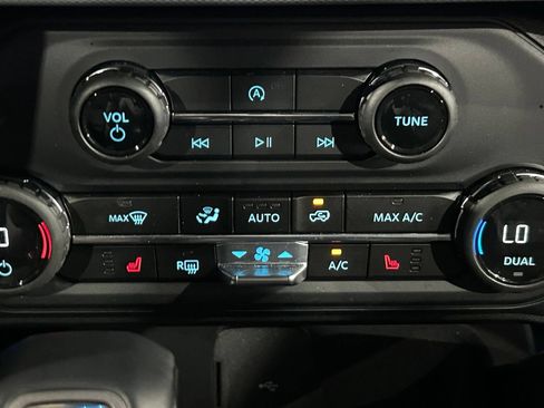 Used 2024 Ford Bronco Big Bend AWD/4WD image 72