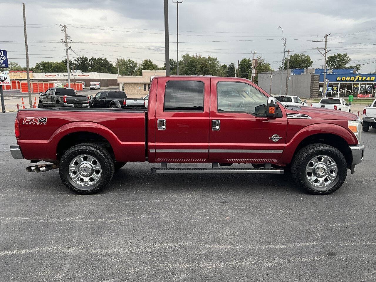 Used 2015 Ford F250 Lariat w/ Lariat Ultimate Package AWD/4WD image 6