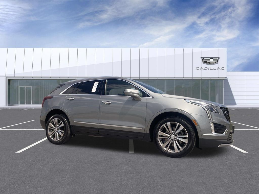 Used 2024 Cadillac XT5 Premium Luxury AWD/4WD image 1