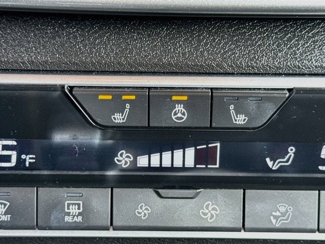 Used 2023 Nissan Altima 2.5 SL AWD/4WD image 17