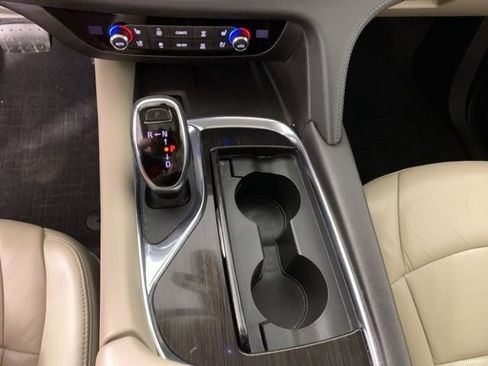 Used 2018 Buick Enclave Premium w/ Experience Buick Package image 28