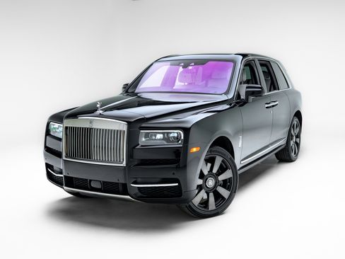 Used 2023 Rolls-Royce Cullinan w/ Cullinan Package AWD/4WD image 20