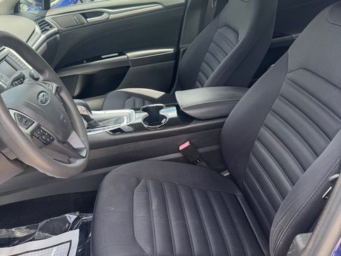 Used 2014 Ford Fusion SE FWD image 7