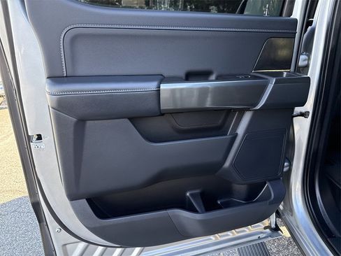 Used 2022 Ford F150 XLT w/ Equipment Group 302A High image 24