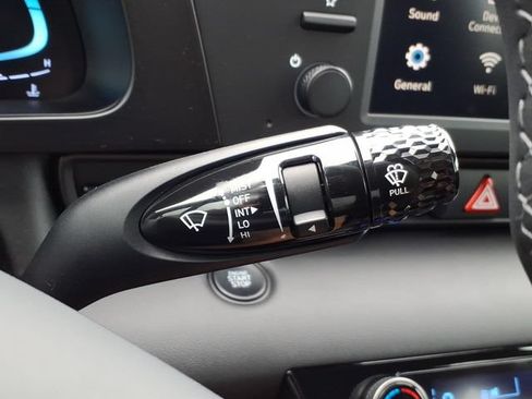 New 2026 Hyundai Elantra SEL Sport Premium FWD image 31