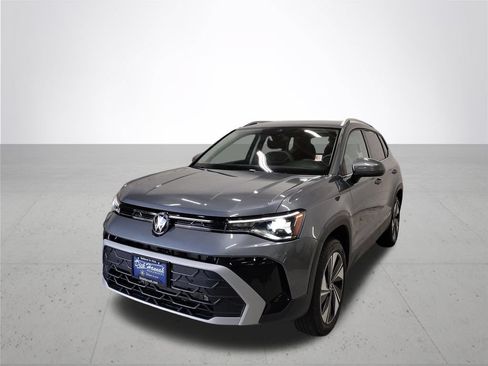 Certified 2025 Volkswagen Taos SE AWD/4WD image 2