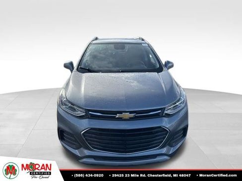 Used 2020 Chevrolet Trax LT FWD image 9