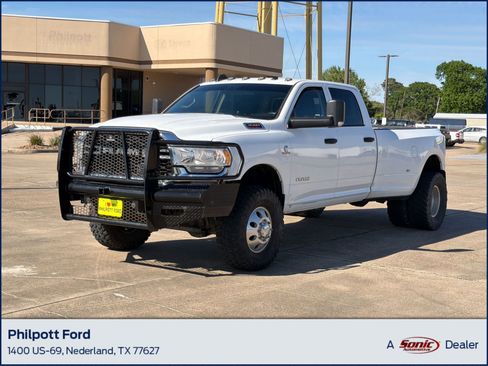 Used 2019 RAM 3500 Tradesman image 1