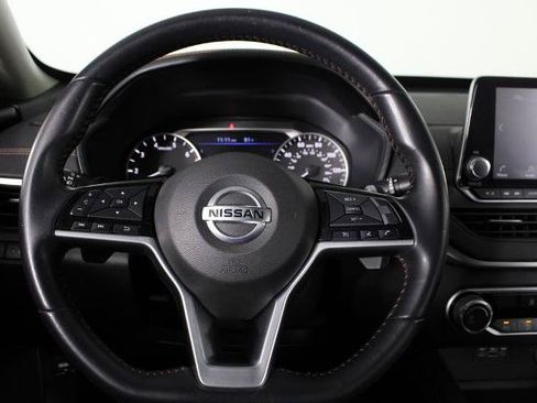Certified 2019 Nissan Altima 2.5 SR FWD image 25