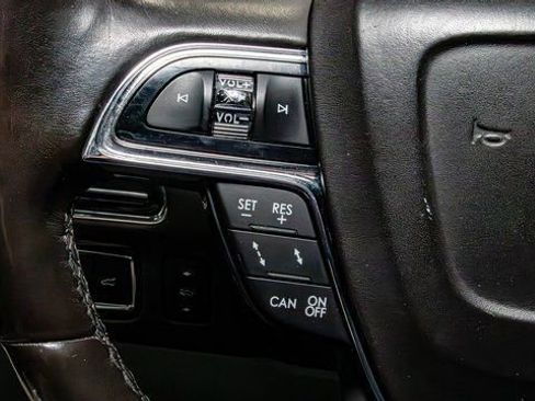 Used 2018 Lincoln Navigator Black Label image 9