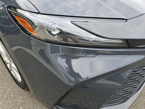 Used 2025 Toyota Camry LE FWD image 13