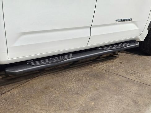 Used 2025 Toyota Tundra Limited image 39