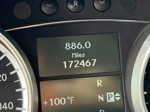 Used 2012 Mercedes-Benz GL 450 4MATIC image 13