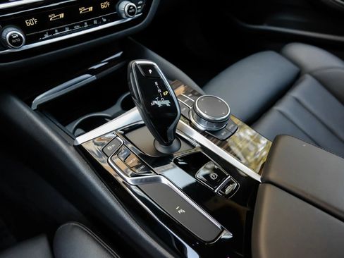 Used 2018 BMW 530i RWD image 29
