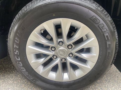Used 2019 Lexus GX 460 Premium AWD/4WD image 41