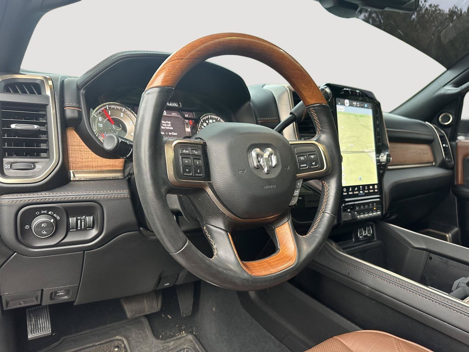 Used 2022 RAM 2500 Limited AWD/4WD image 10