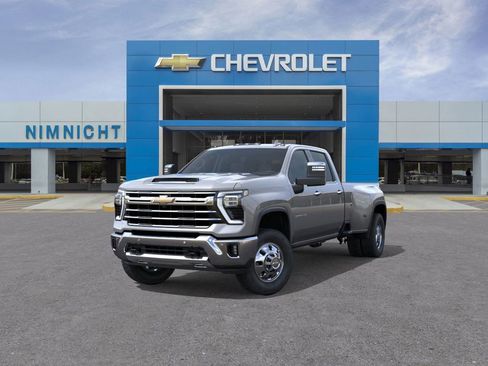 New 2026 Chevrolet Silverado 3500 LTZ image 8
