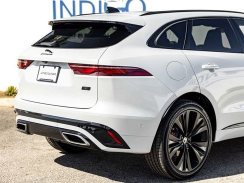 New 2026 Jaguar F-PACE R-Dynamic S image 7