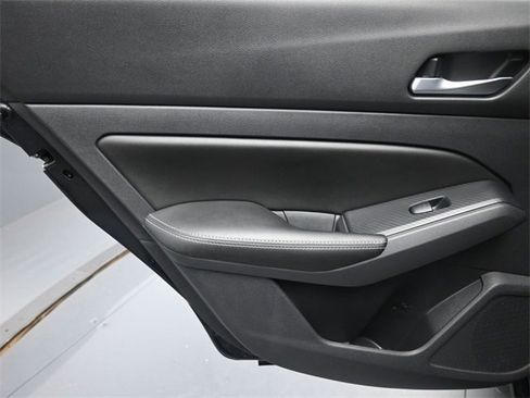 Used 2022 Nissan Altima 2.5 SV image 21