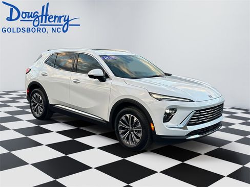 Used 2025 Buick Envision Preferred image 7