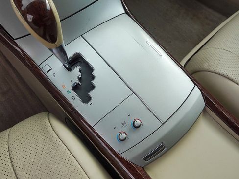 Used 2008 Toyota Avalon Limited image 19