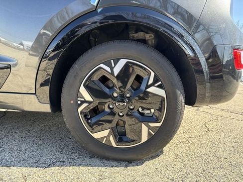 New 2025 Kia Niro Wind w/ Wind Preserve Package FWD image 5