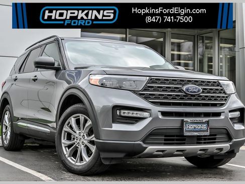 Used 2023 Ford Explorer XLT w/ Equipment Group 202A AWD/4WD image 1