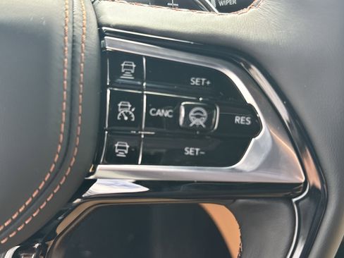 New 2026 Jeep Grand Cherokee L Summit w/ Obsidian Package image 24