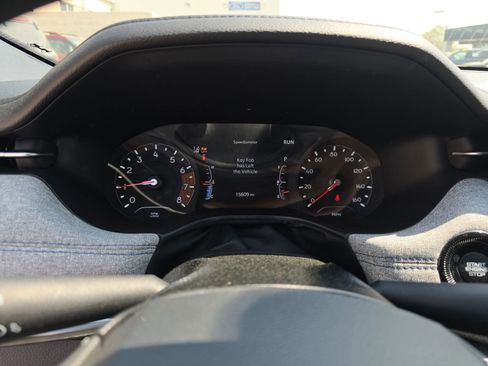 Used 2023 Jeep Compass Sport image 21