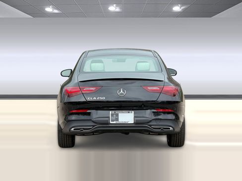 Used 2026 Mercedes-Benz CLA 250 image 9