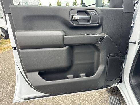 New 2026 GMC Sierra 2500 Pro w/ 1SA Pro Safety Plus Package AWD/4WD image 17