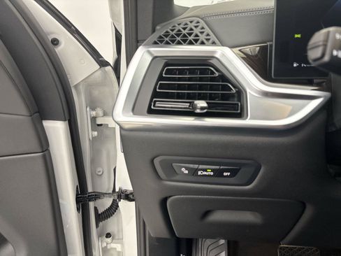 New 2026 BMW X5 xDrive40i AWD/4WD image 31