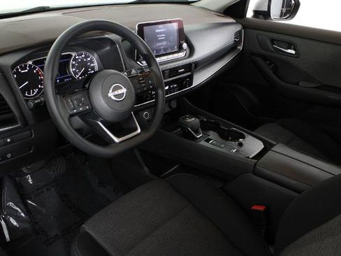 Certified 2023 Nissan Rogue SV FWD image 19