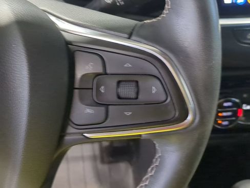 Used 2023 Buick Encore GX Essence w/ Experience Buick Package AWD/4WD image 31